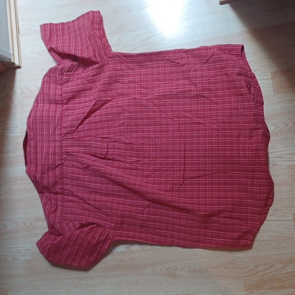 Red button down - Picture 2 of 4